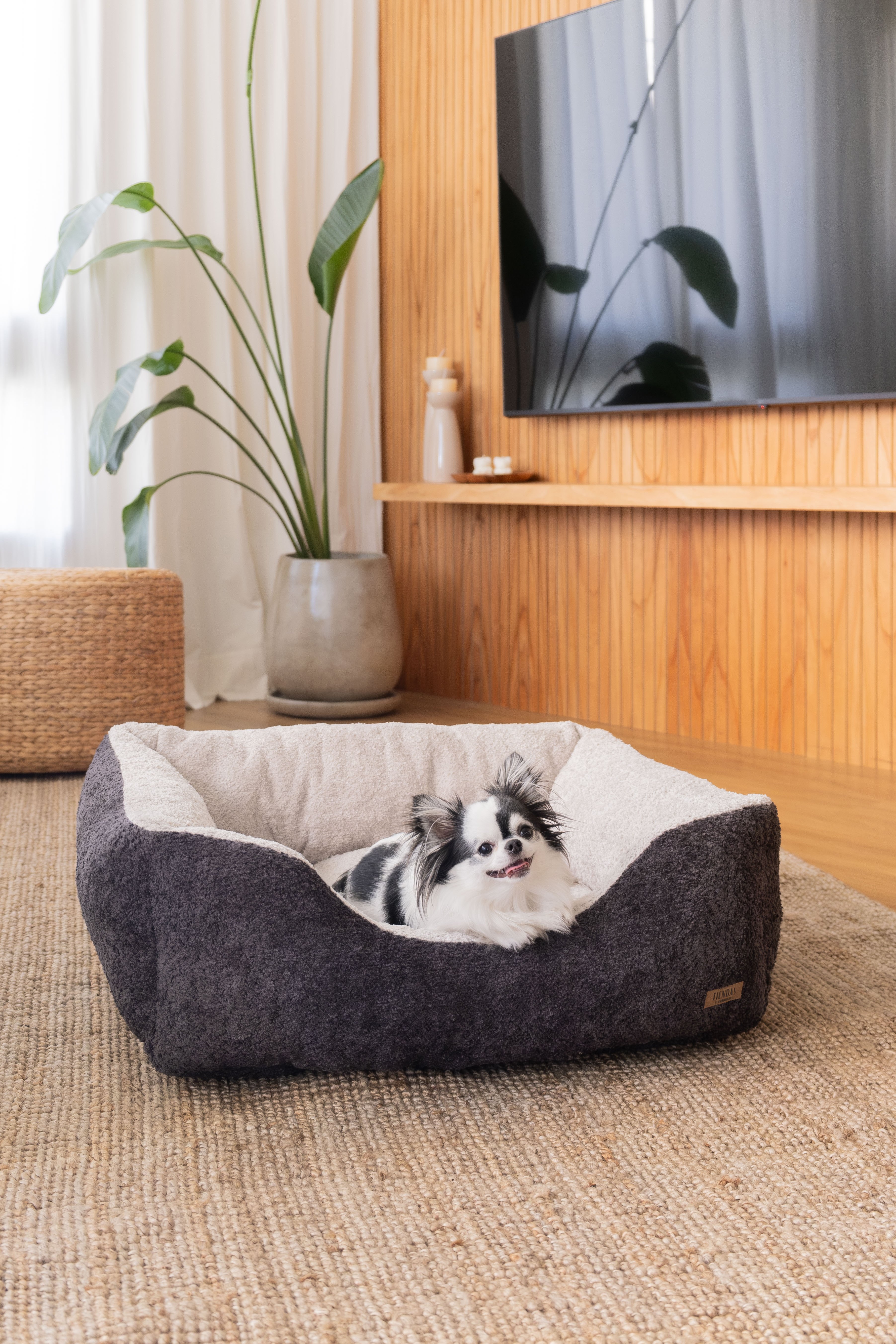 CAMA PARA MASCOTAS BOUCLE BICOLOR GRIS MEDIUM image number null