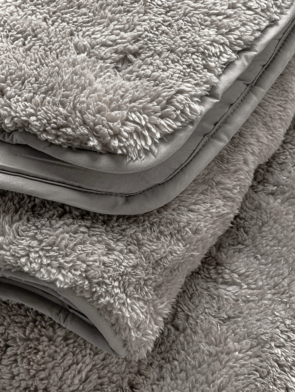 ACOLCHADO EMILY image number null