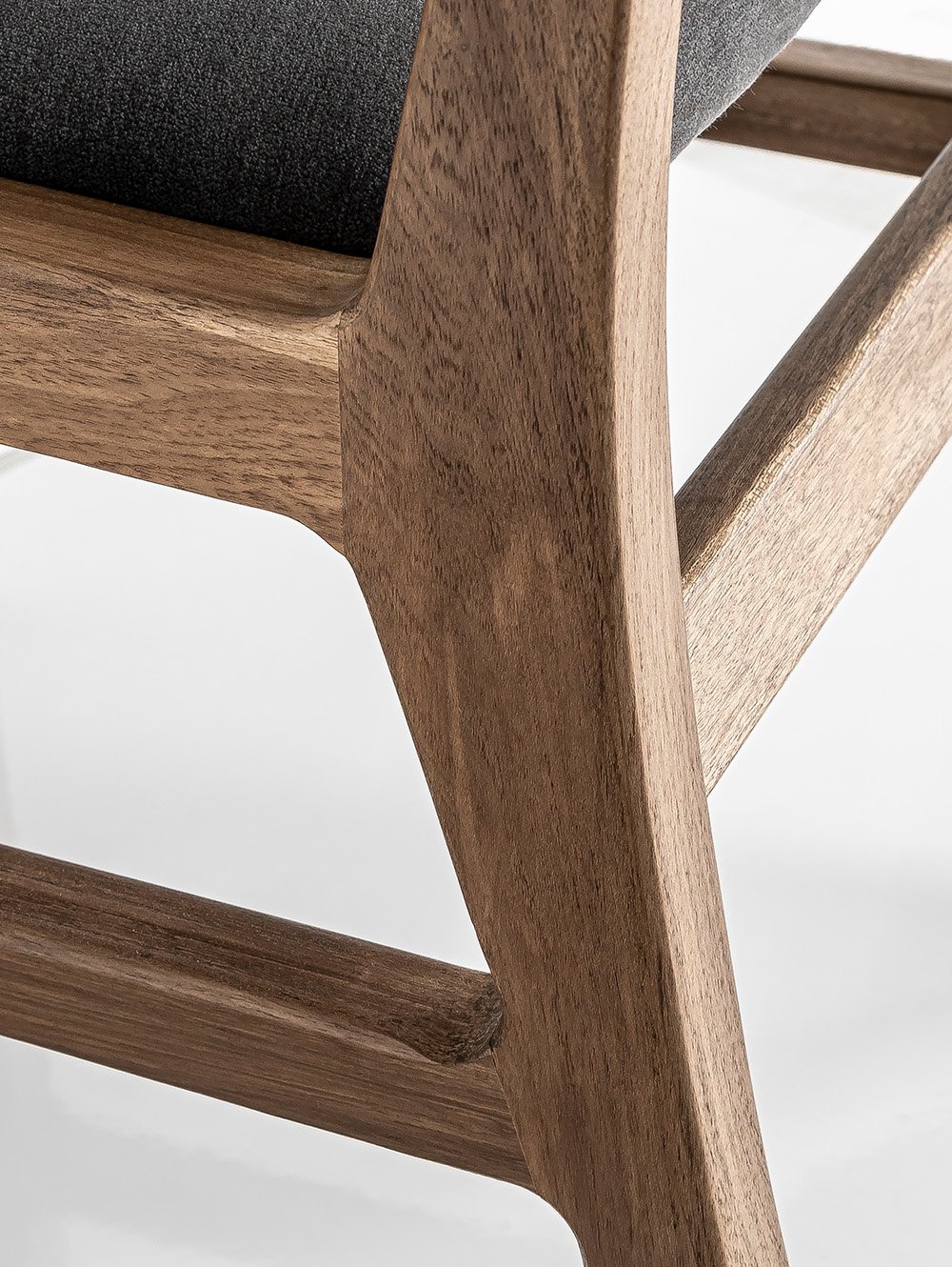 SILLA SUD PANA GRIS OSCURO image number null