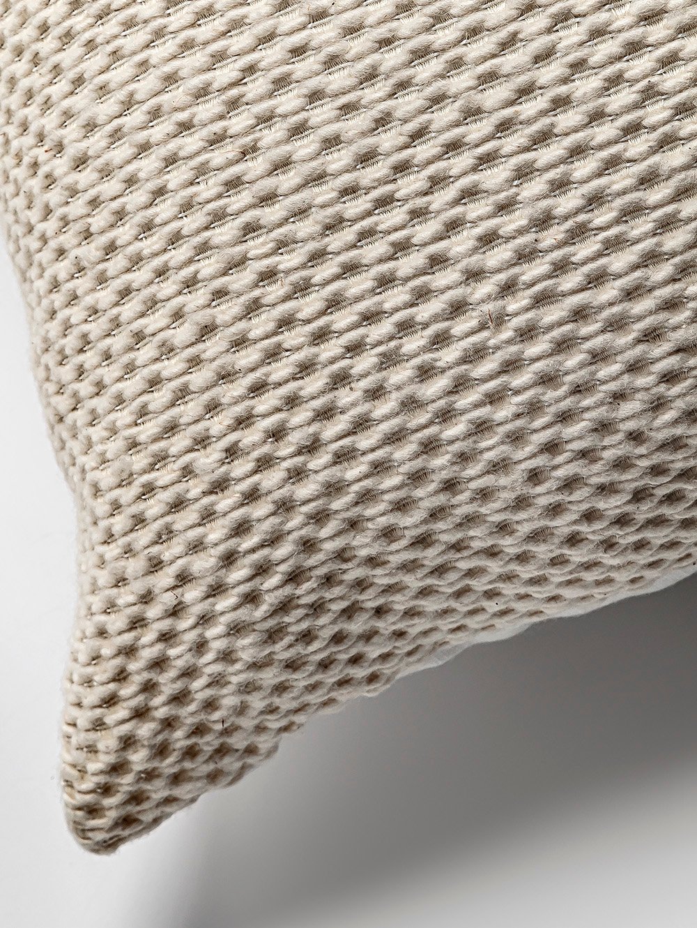 almohadon para sillon-ALMOHADON ALMENDRA CRUDO RECTANGULAR 50X30-DATEX-4.jpg image number null