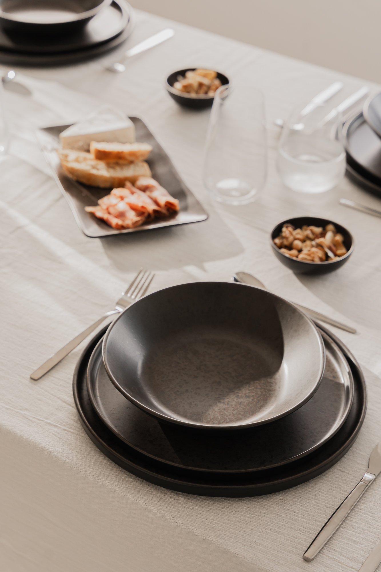 BOWL IRONSTONE image number null