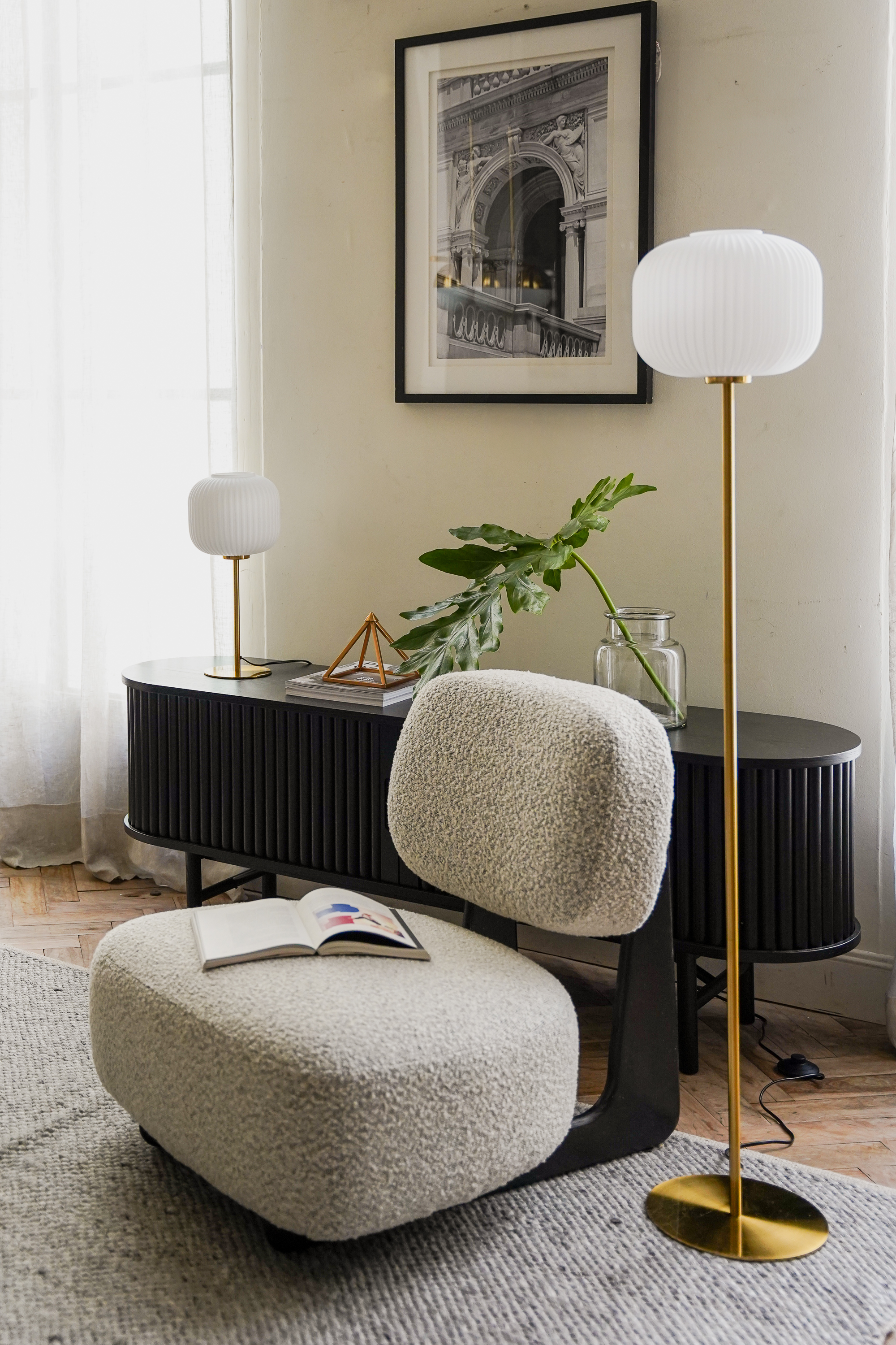 LAMPARA DE PIE HALLE image number null