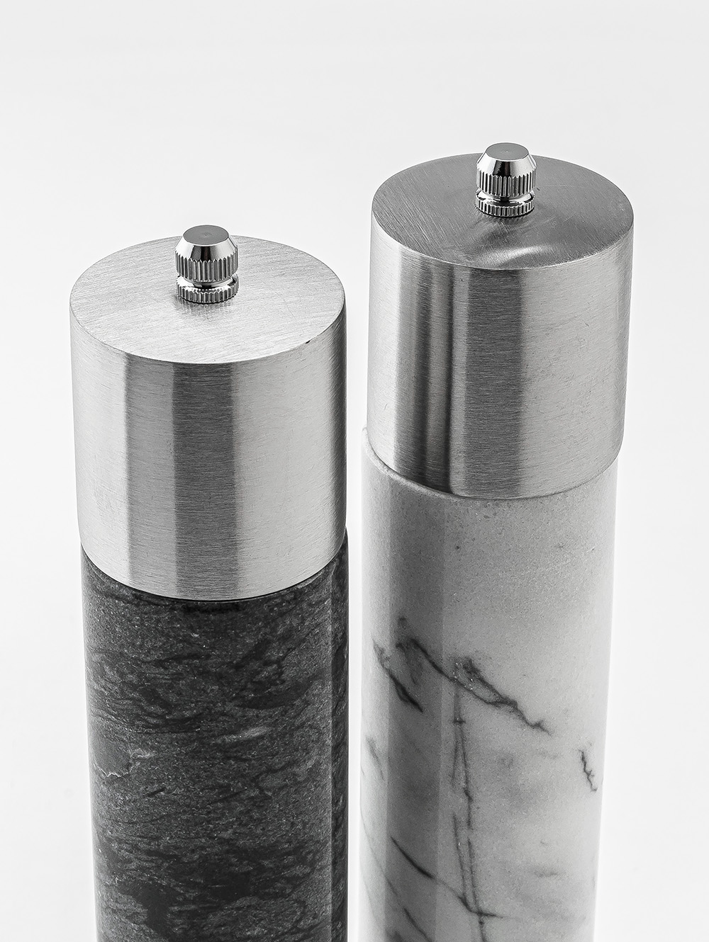 MOLINILLO SALERO Y PIMENTERO ARLO MARBLE WHITE & BLACK image number null