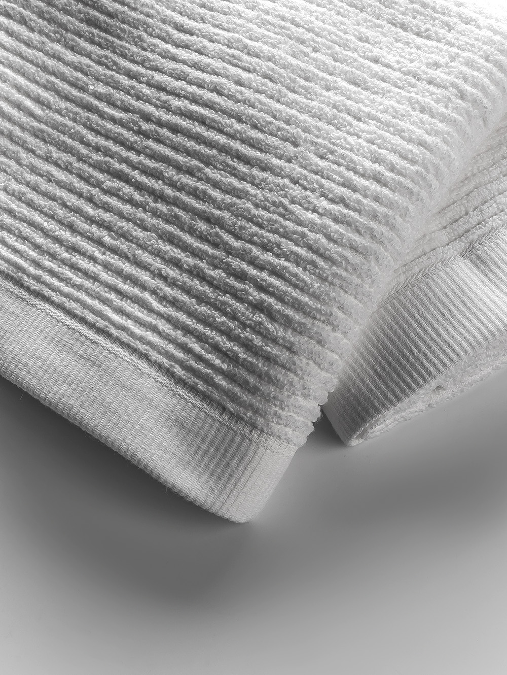 SET DE TOALLA Y TOALLON MILAN image number null