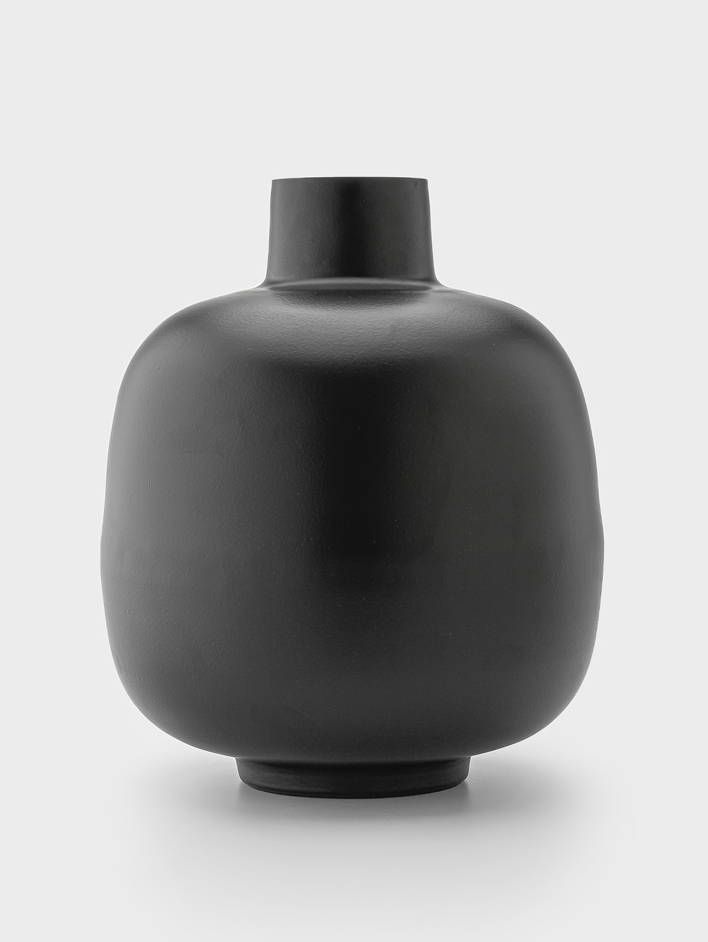 florero negro-FLORERO MODERN LARGE-CODECO-2.jpg image number null