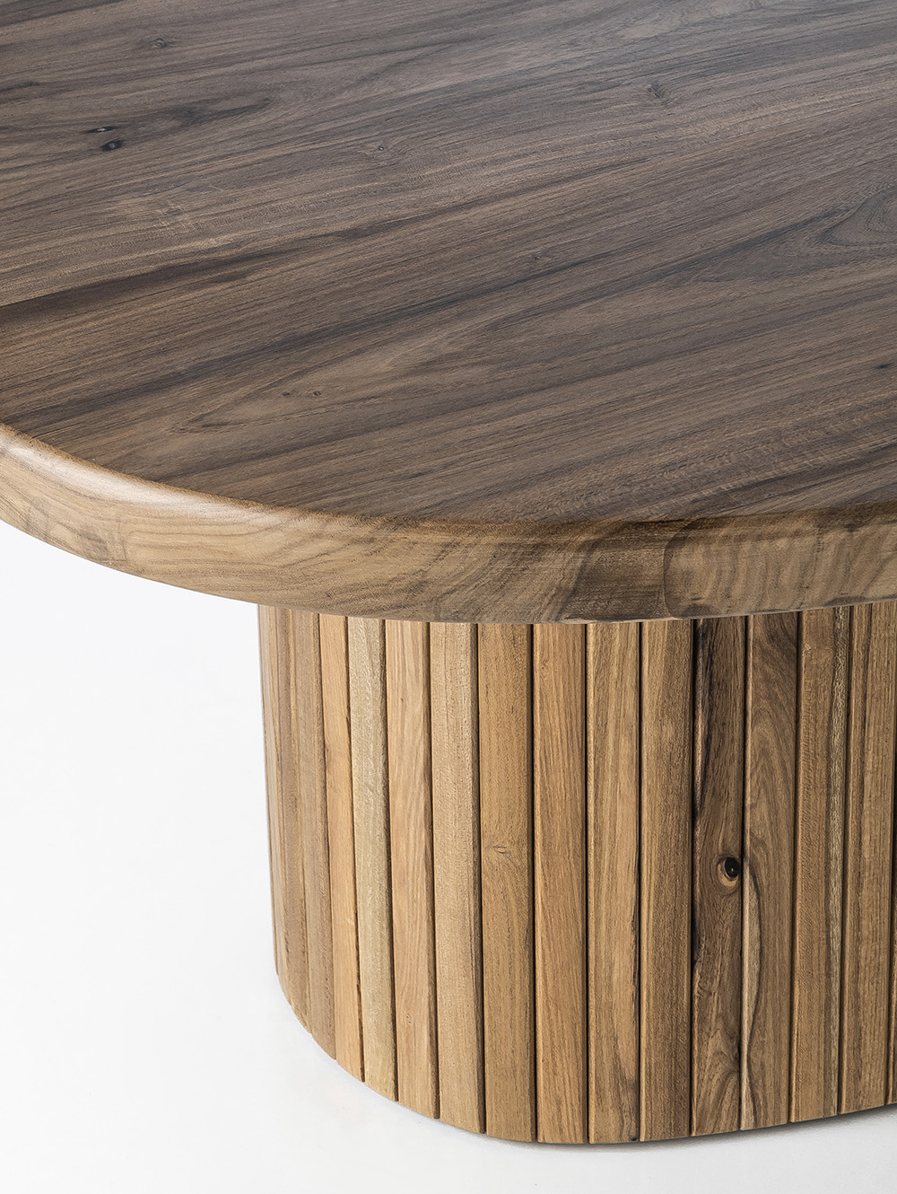 Mesa baja ovalada de madera-VARILLAS PETIRIBI 140 X 80-Landmark-01.jpg image number null