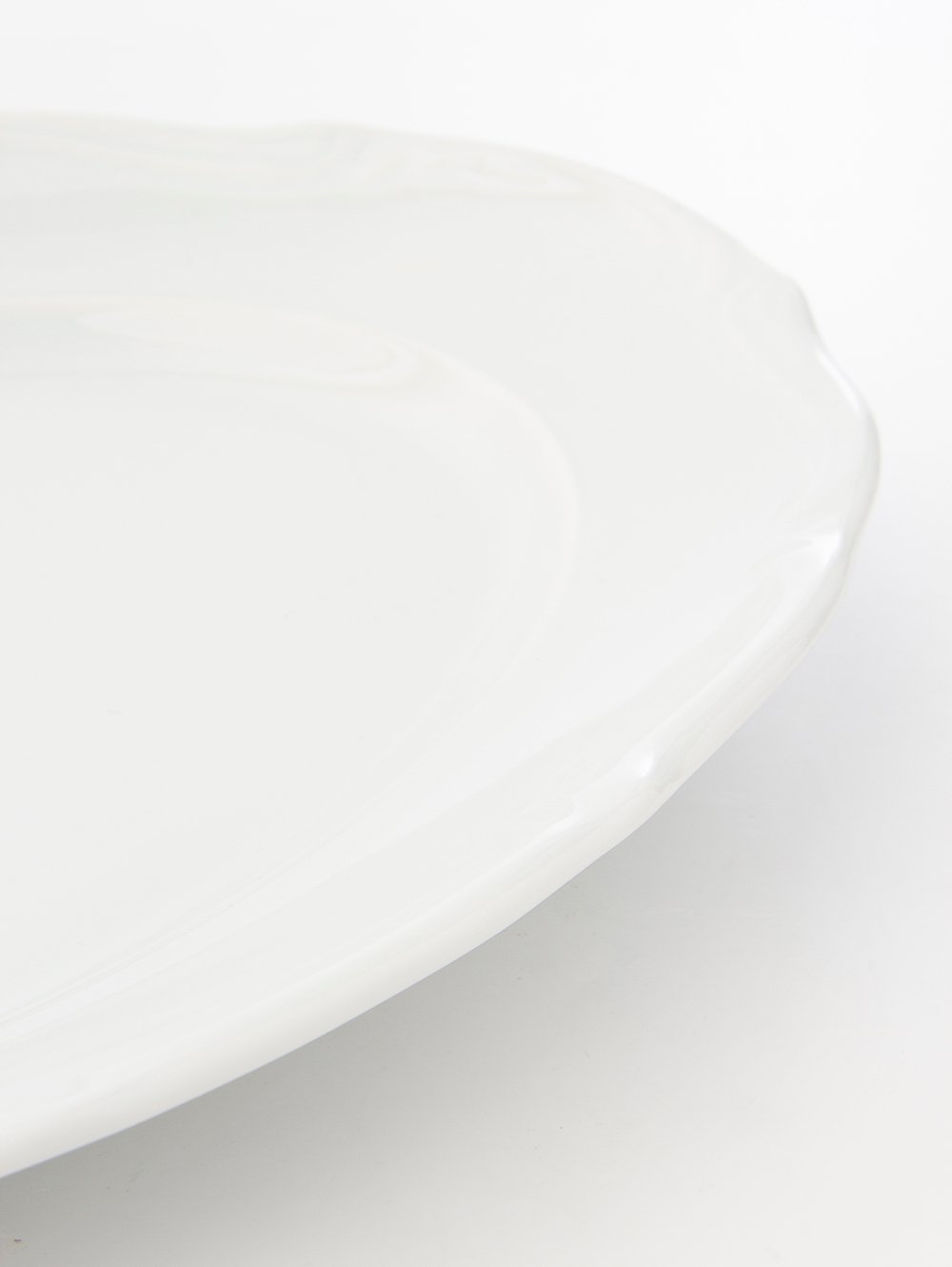 Fuente ovalada blanca-FUENTE OVAL WHITE 33 CM-Tiendas Landmark-1.jpg image number null