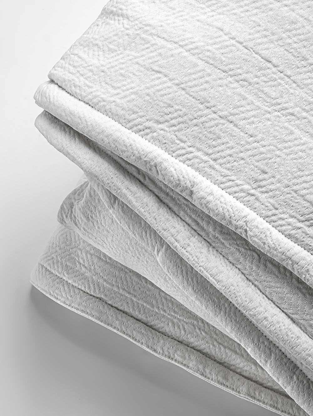 ACOLCHADO GIOVANNI QUEEN 240 X 250 OFF WHITE image number null