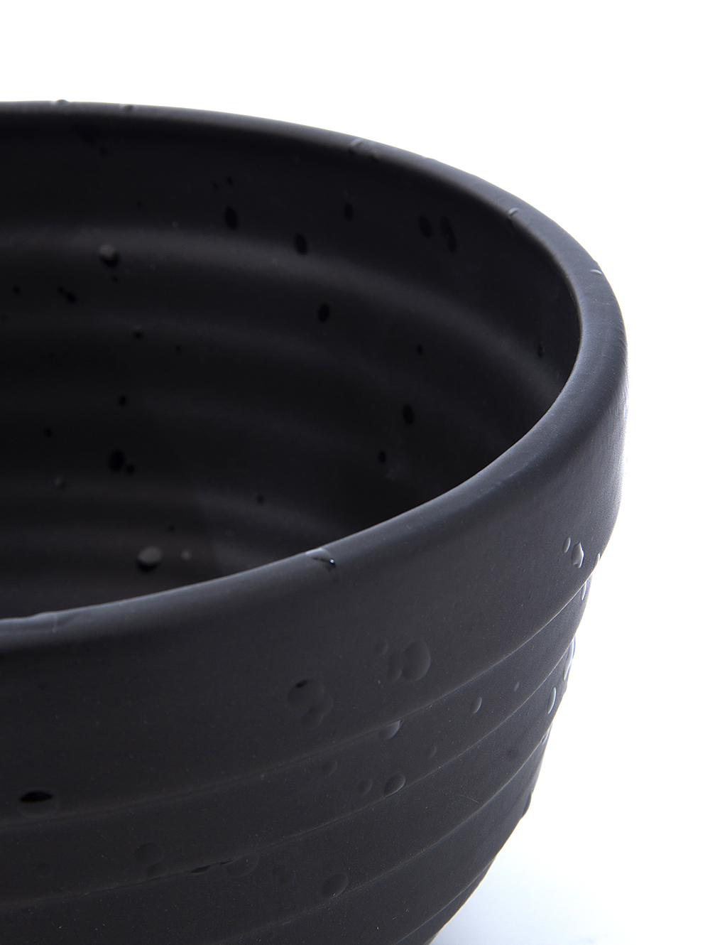 Ensaladera de ceramica negra-ENSALADERA VARSOVIA NEGRO MATE SALP BRILLANTE-Tiendas Landmark-1.jpg image number null