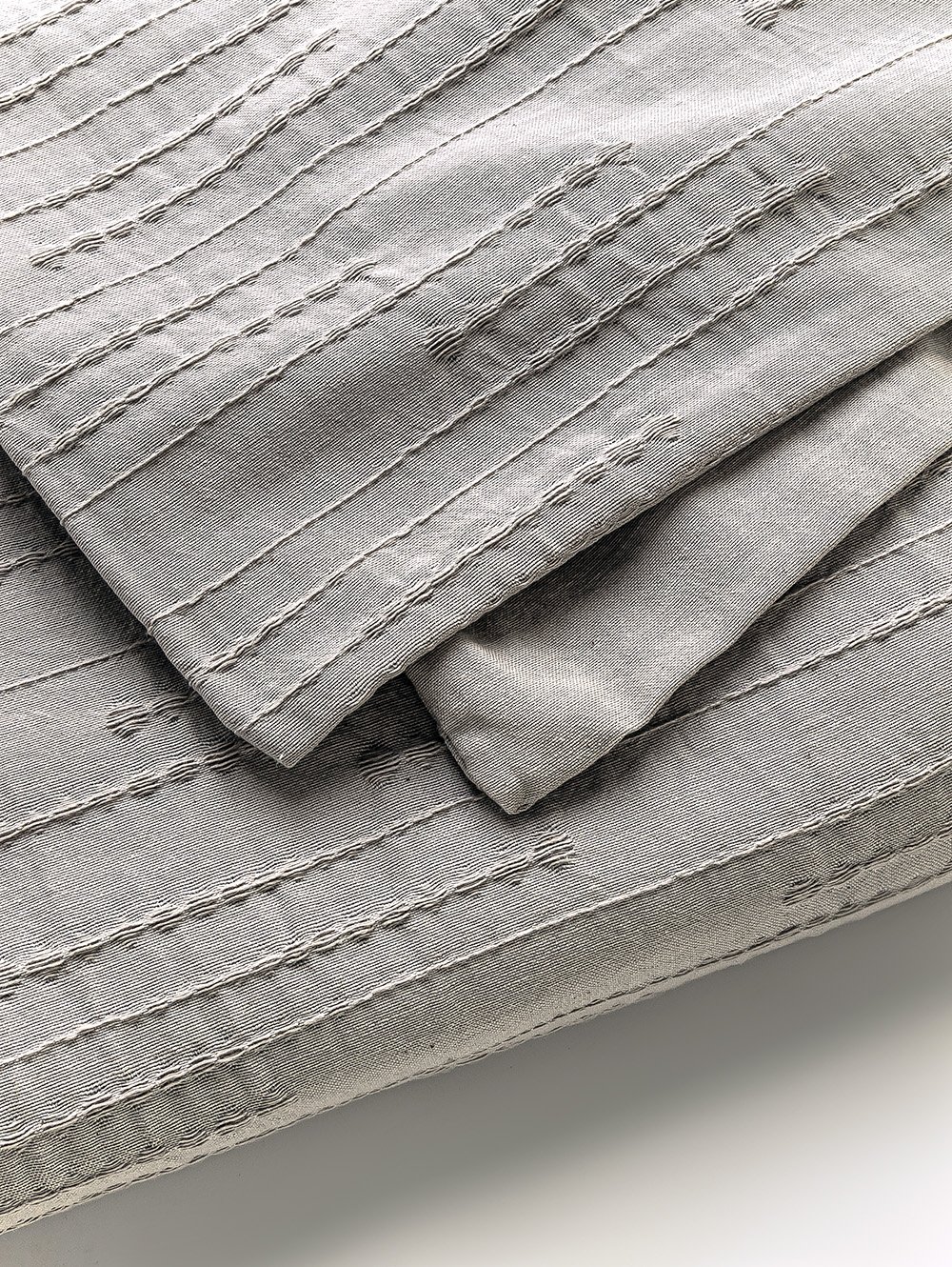 FUNDA EDREDON SAMI QUEEN 240X240 NIEBLA image number null