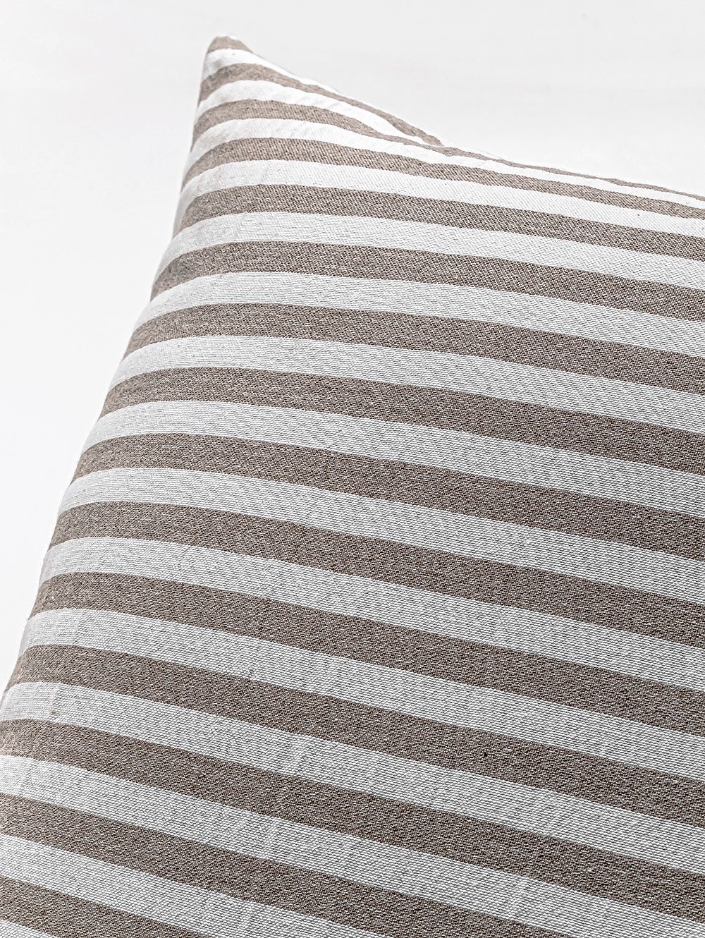 ALMOHADON BASIC TUSOR RAYA FINA VISON image number null