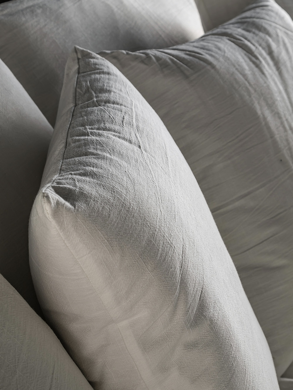 SOFA HONOLULU image number null