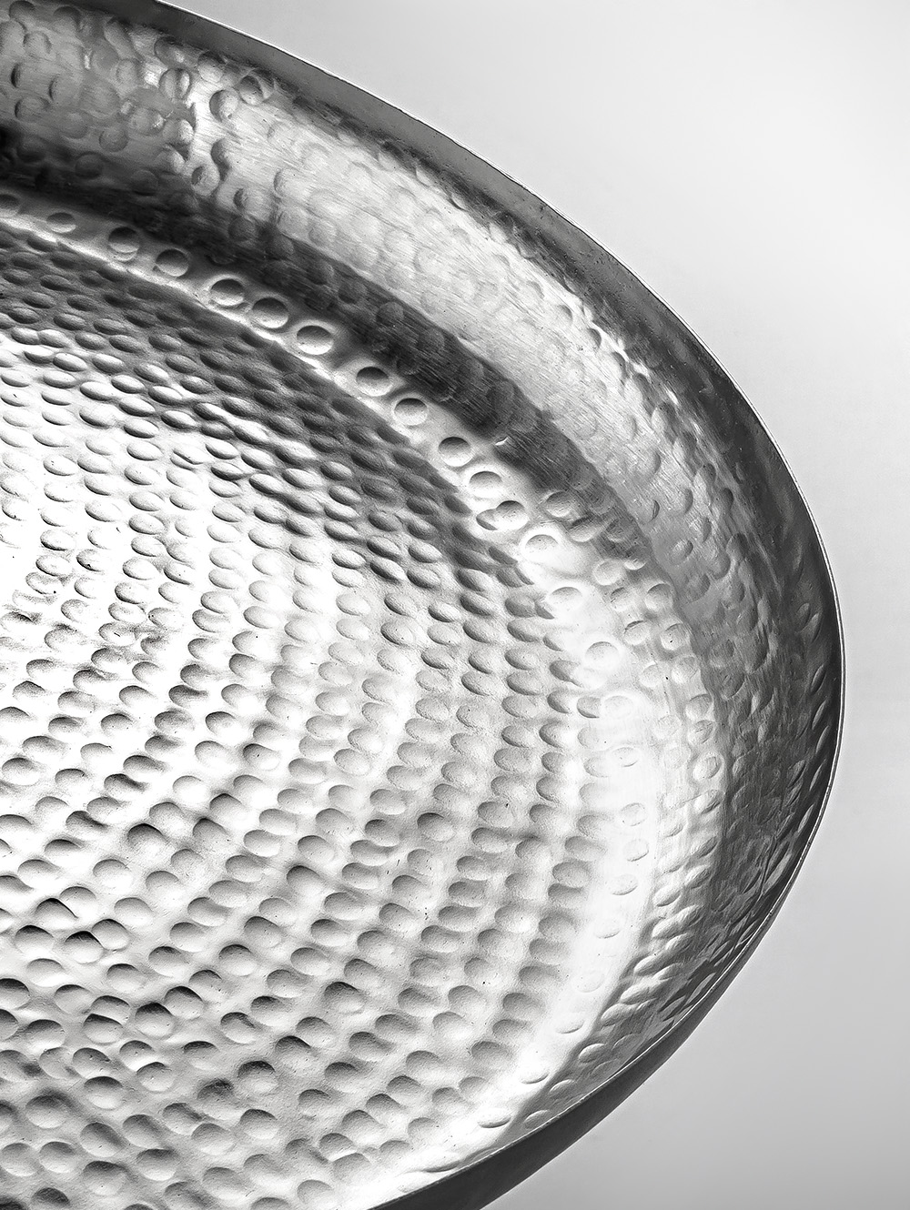 bandeja plateada-BANDEJA REDONDA CARVING LARGE-CODECO-7.jpg image number null