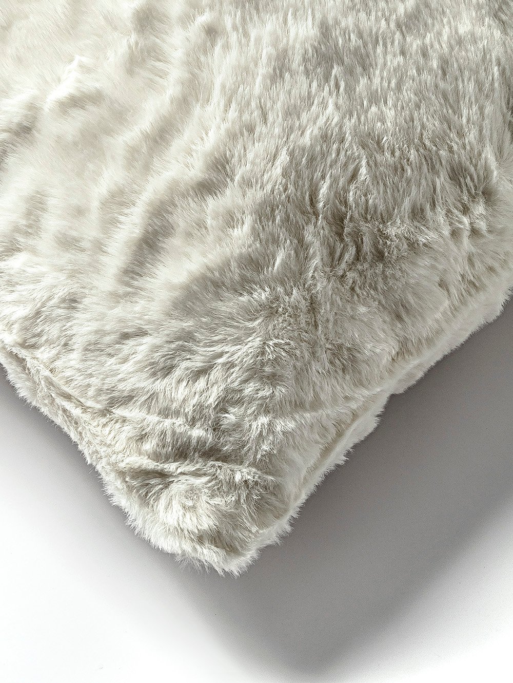 ALMOHADON MALDIVAS OFF WHITE 47X47-HACHE-3.jpg image number null