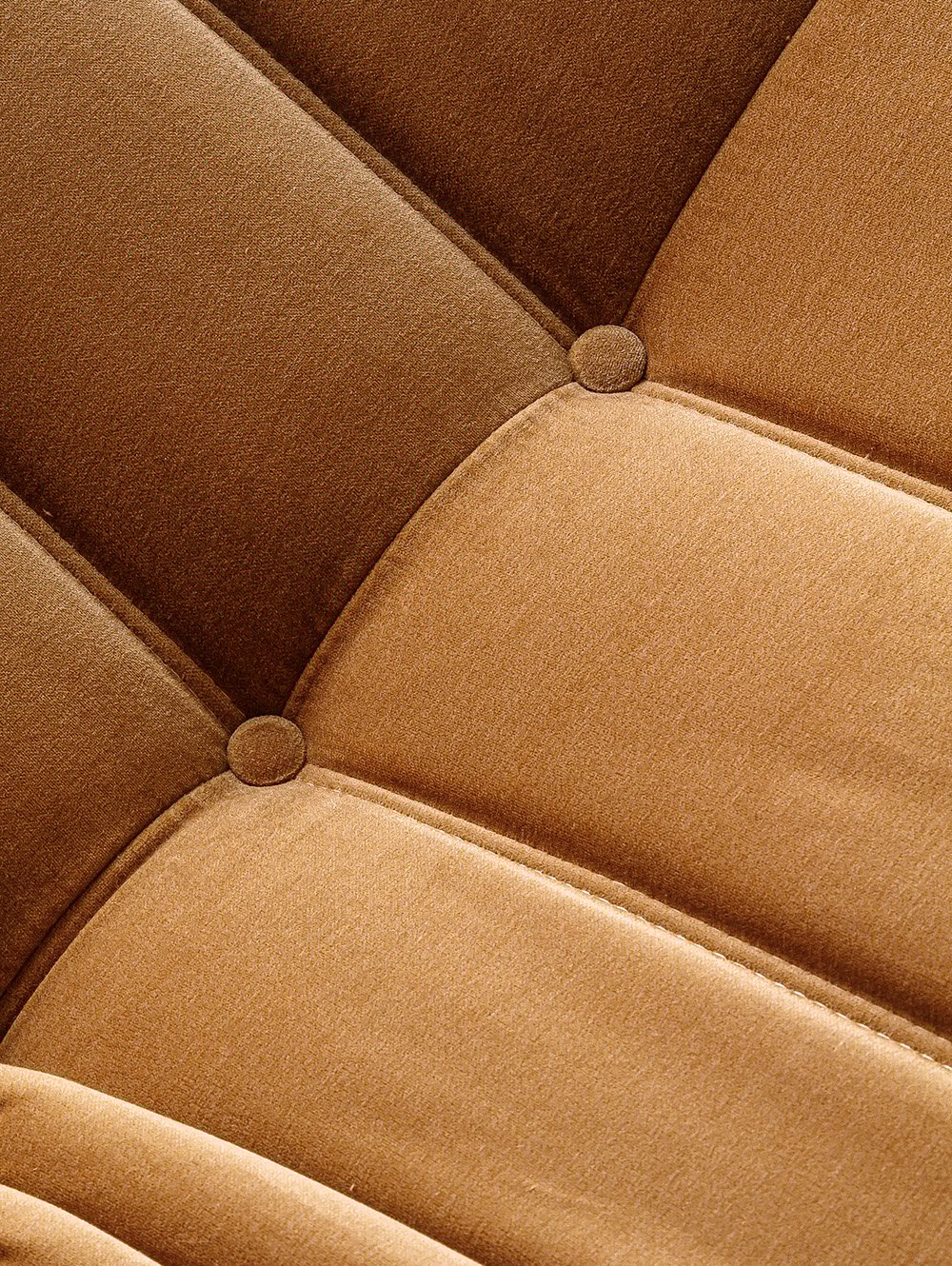 SILLON TOGO VELVET TOSTADO image number null