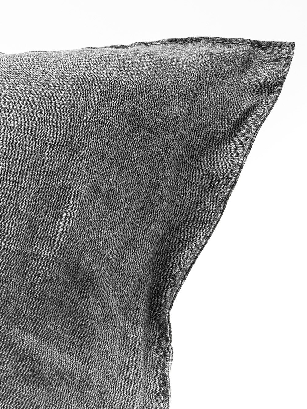 ALMOHADON DE LINO THESS CHARCOAL 50X50 image number null