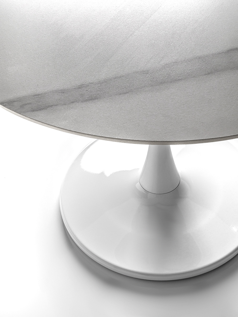 MESA DE COMEDOR GARDENA 100X75 image number null