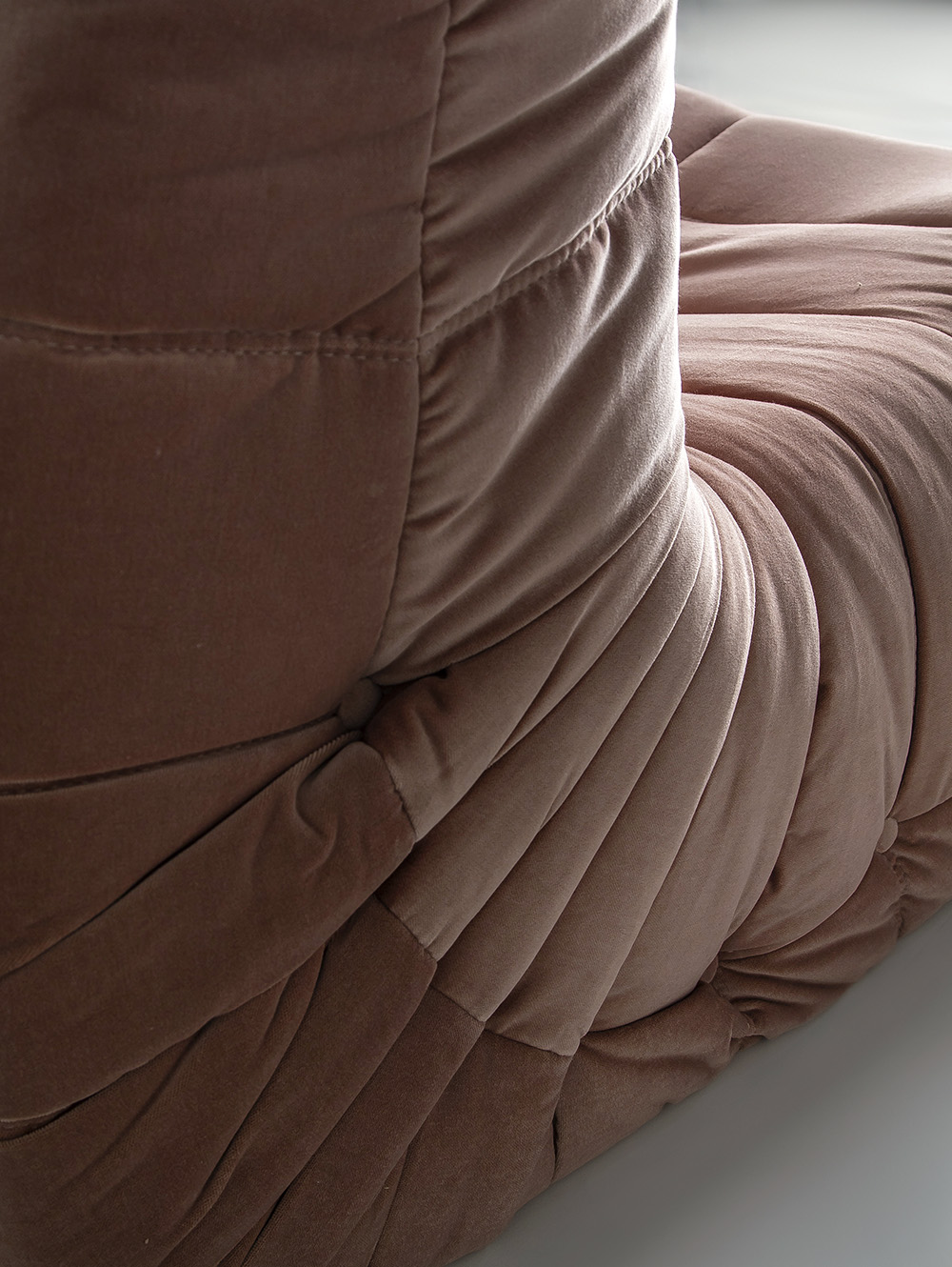 Sillon tipo puff-SILLON TOGO TAPIZADO PANA ROSA 08-Landmark-07.jpg image number null