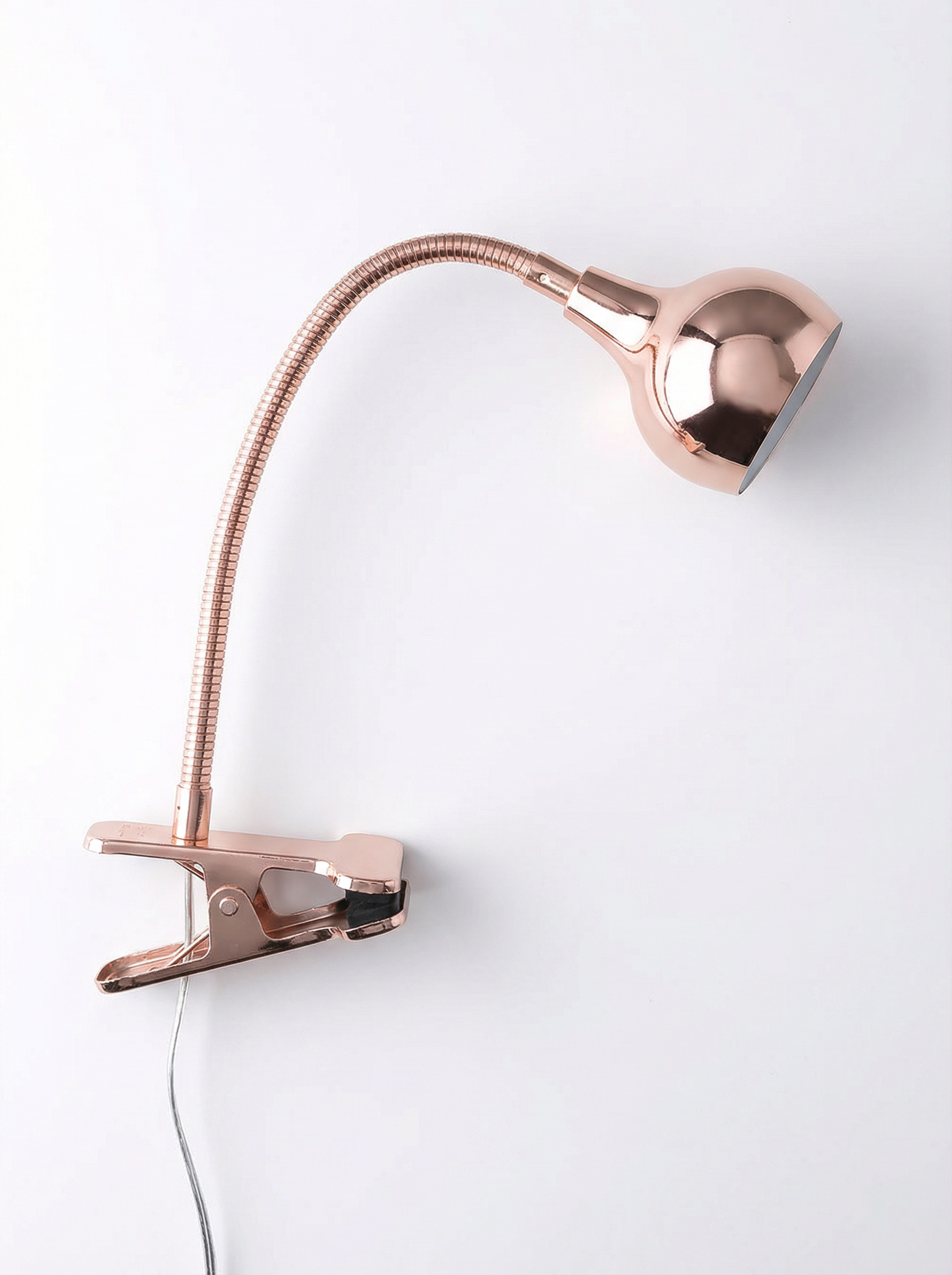 L&Aacute;MPARA DE MESA KIM COBRE 70 X 30 image number null