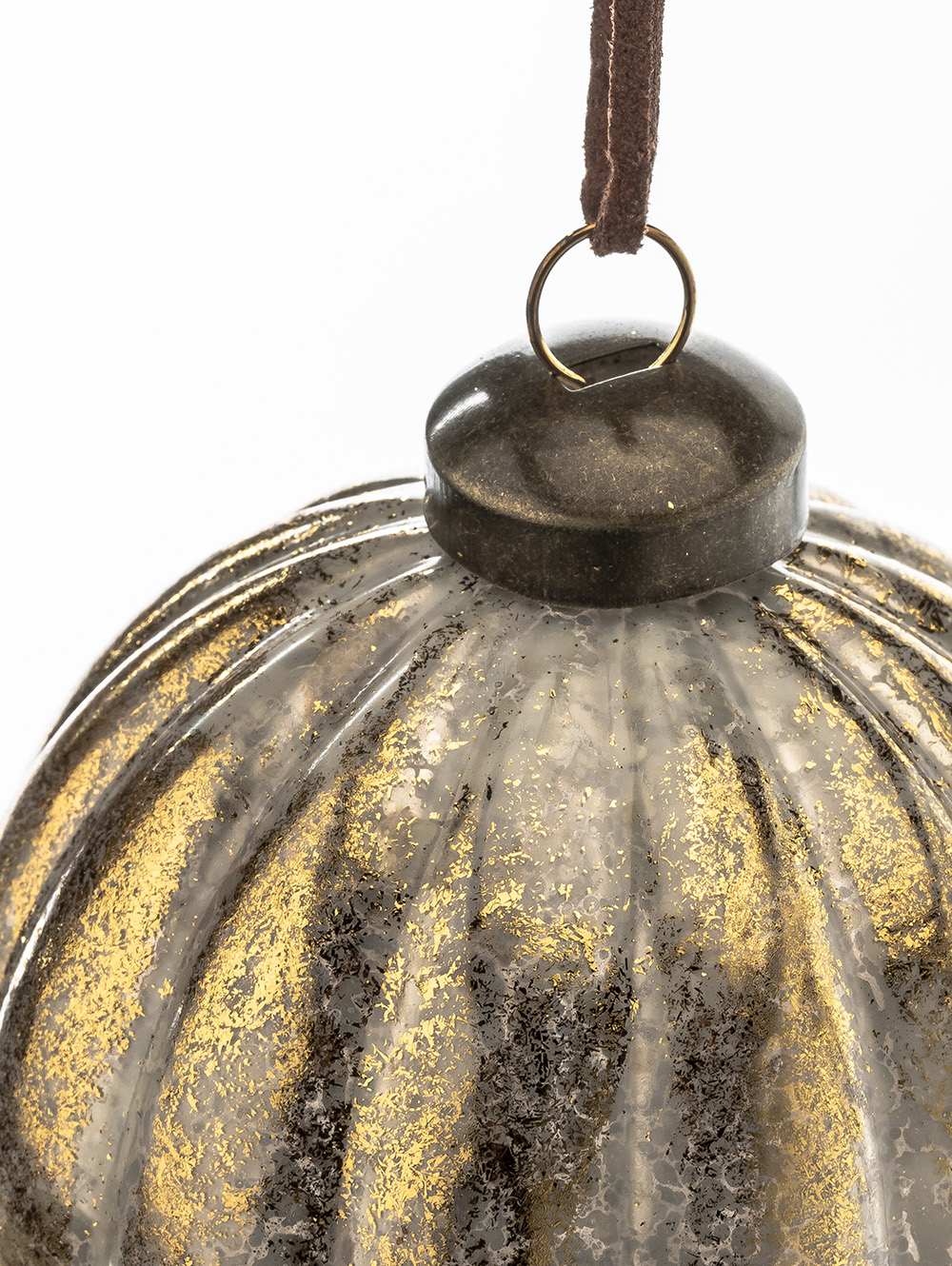 Adorno navideÃ±o bola dorada-BOLA NAVIDEÃA LINES GOLD-Tiendas Landmark-3.jpg image number null