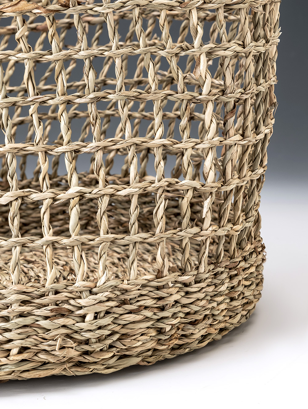 Canasto rustico tejido natural-CANASTO THUAN SMALL-Landmark-3.jpg image number null