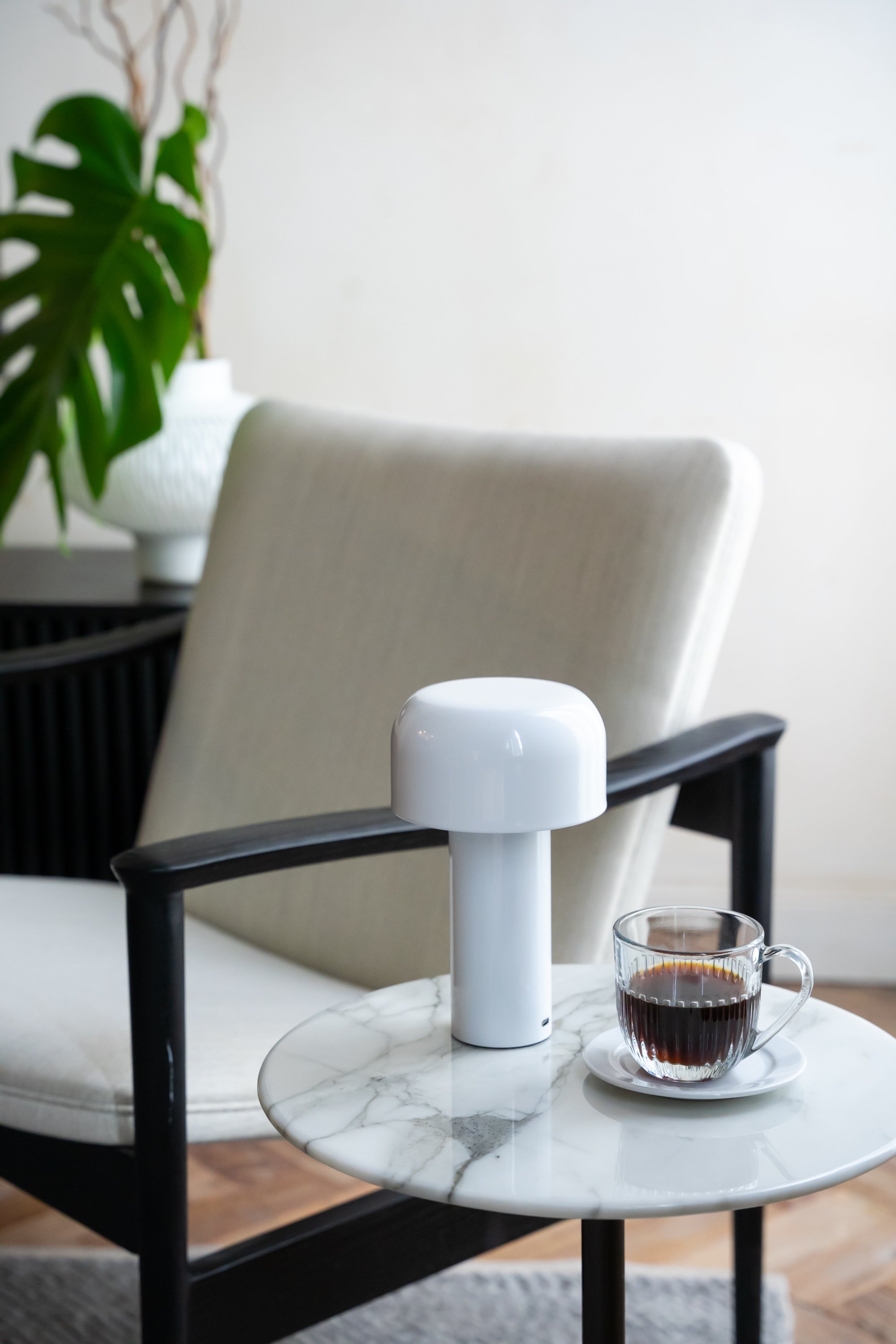 LAMPARA LED RECARGABLE YORK WHITE image number null