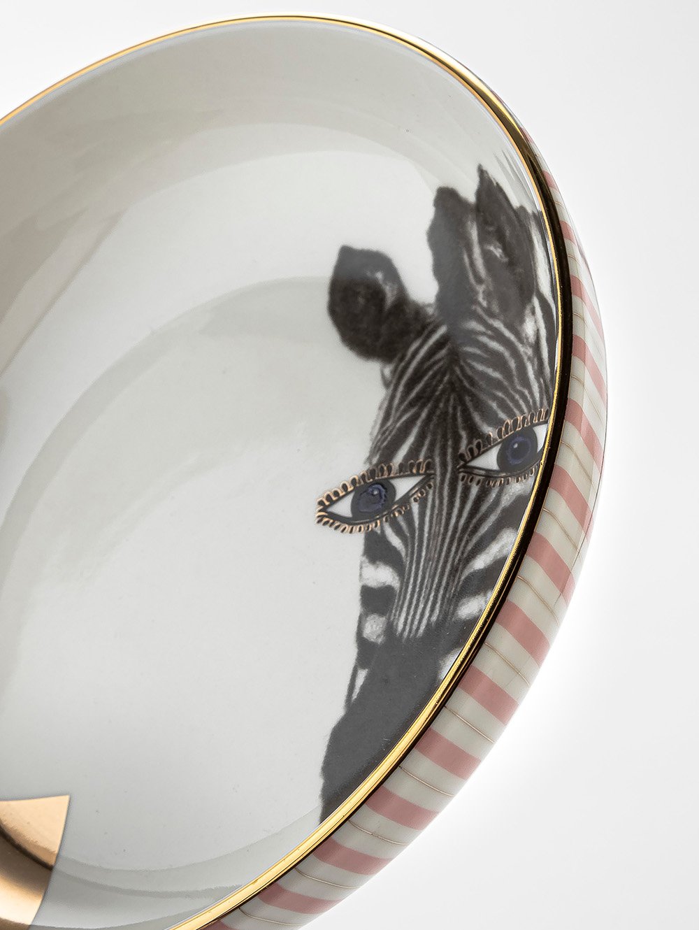 bowl-de-porcelana-BOWL-WILD-ZEBRA-17-CM-LAIN-4.jpg image number null