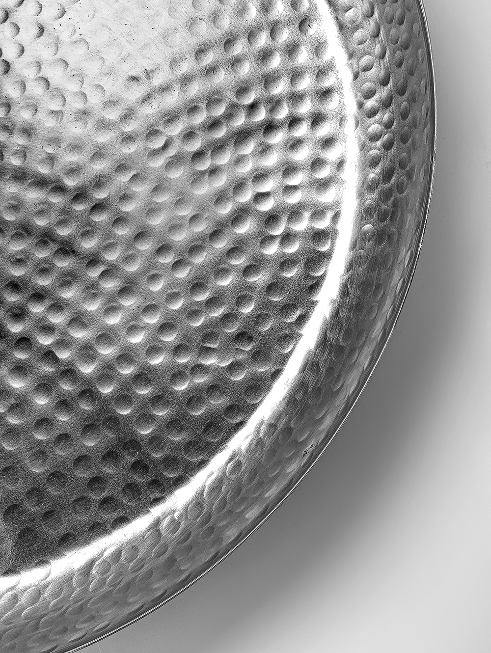 bandeja plateada-BANDEJA REDONDA CARVING SMALL-CODECO-4.jpg image number null