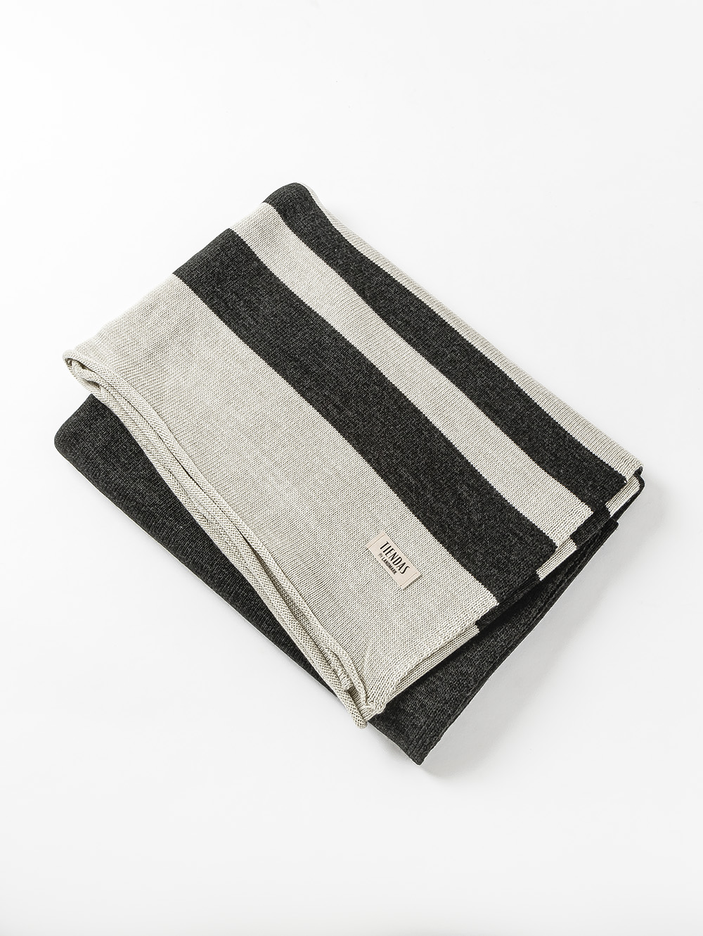 MANTA TEJIDA MERLIN 180 X 130 NEGRO image number null