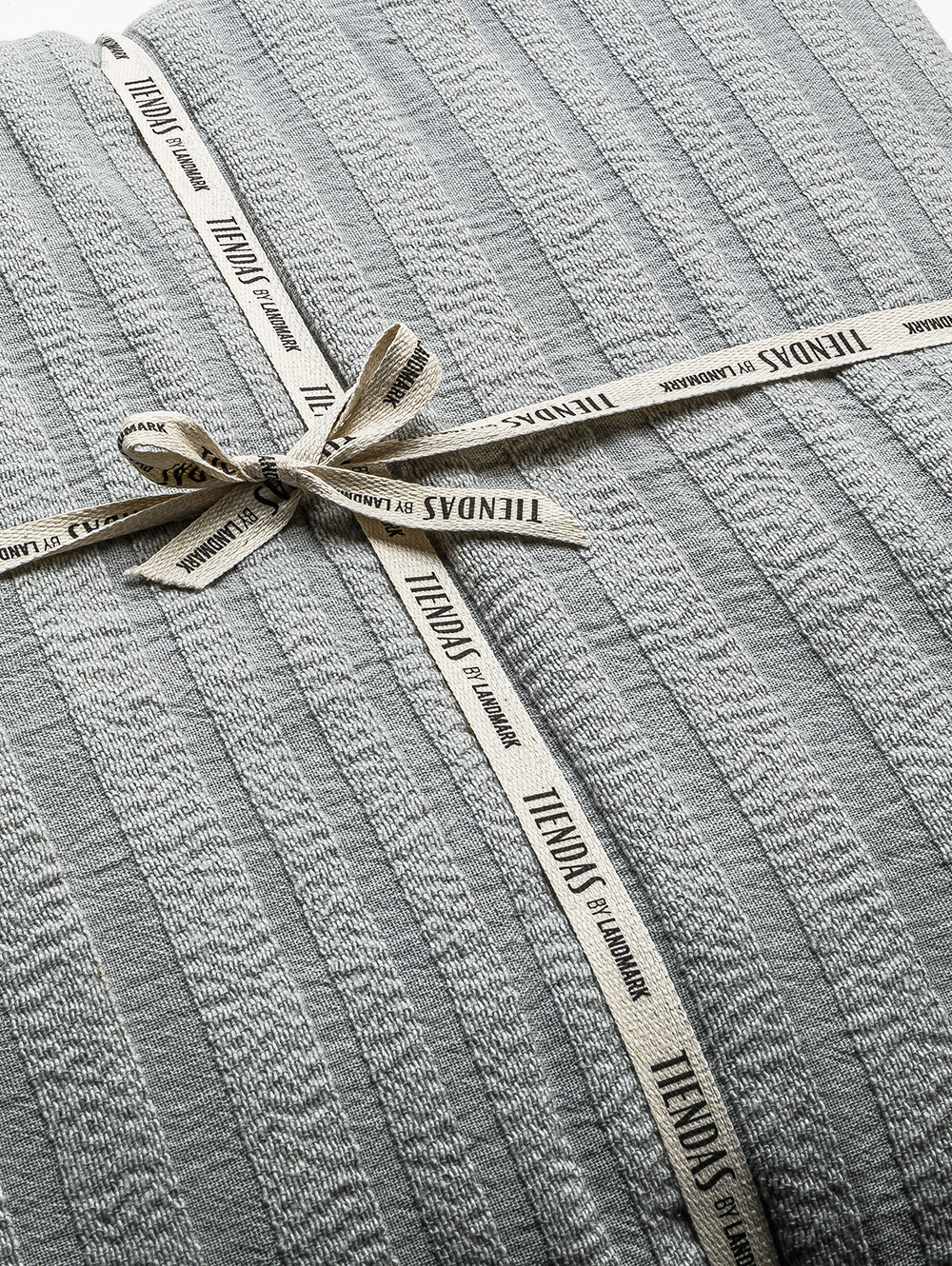 FUNDA EDREDON PARMA KING 260X240 PERLA image number null