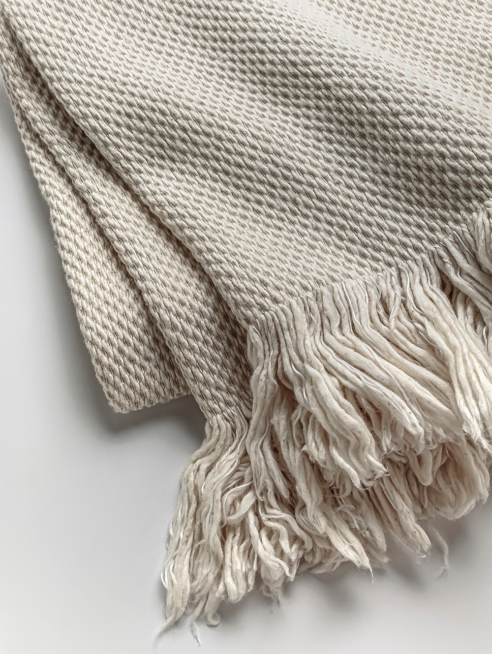 MANTA ALMENDRA CRUDO 140 X 180 image number null