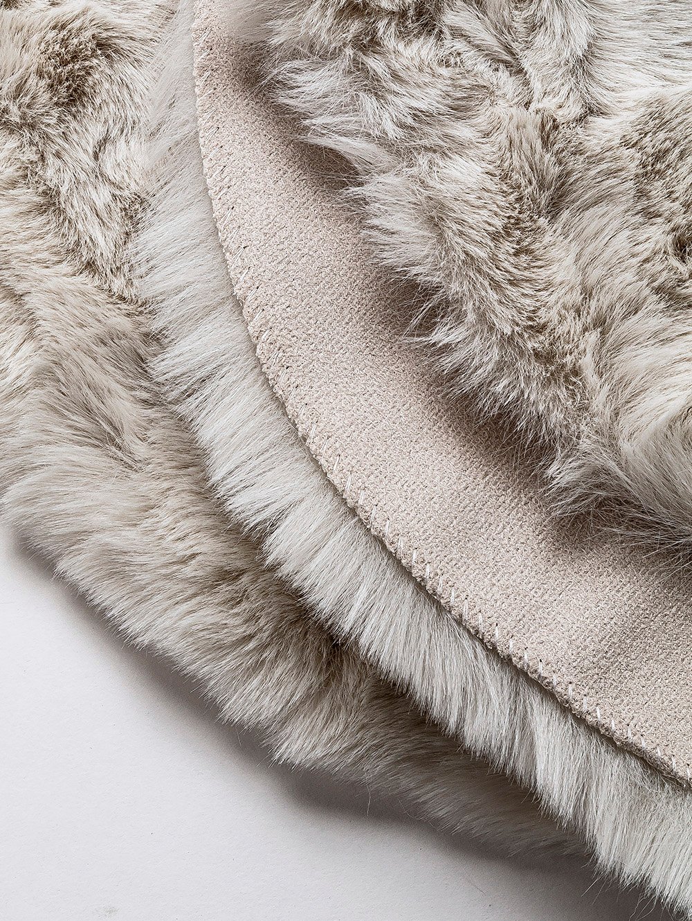 ALFOMBRA VAIL WHITE 65X102 image number null