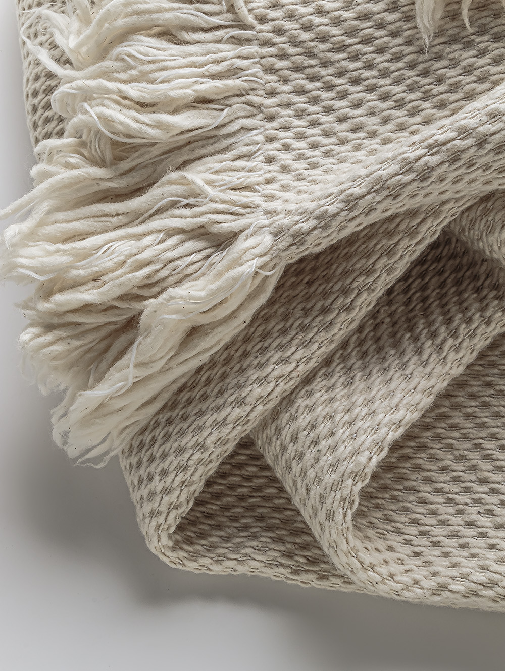 manta-para-cama-MANTA-ALMENDRA-CRUDO-140-X-180-DATEX-5.jpg image number null