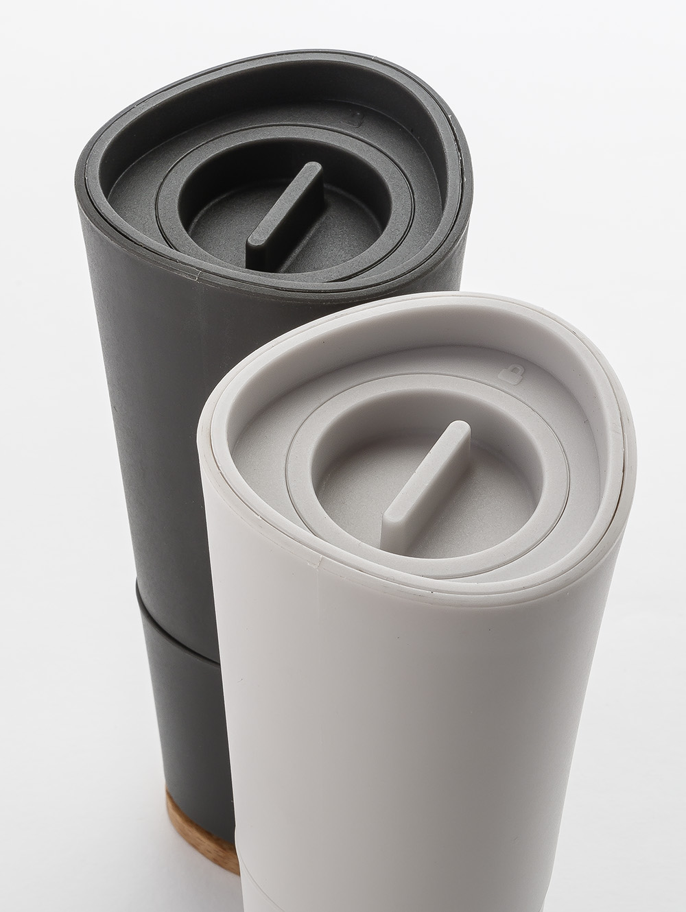 SET DE SALERO Y PIMENTERO SERRES image number null