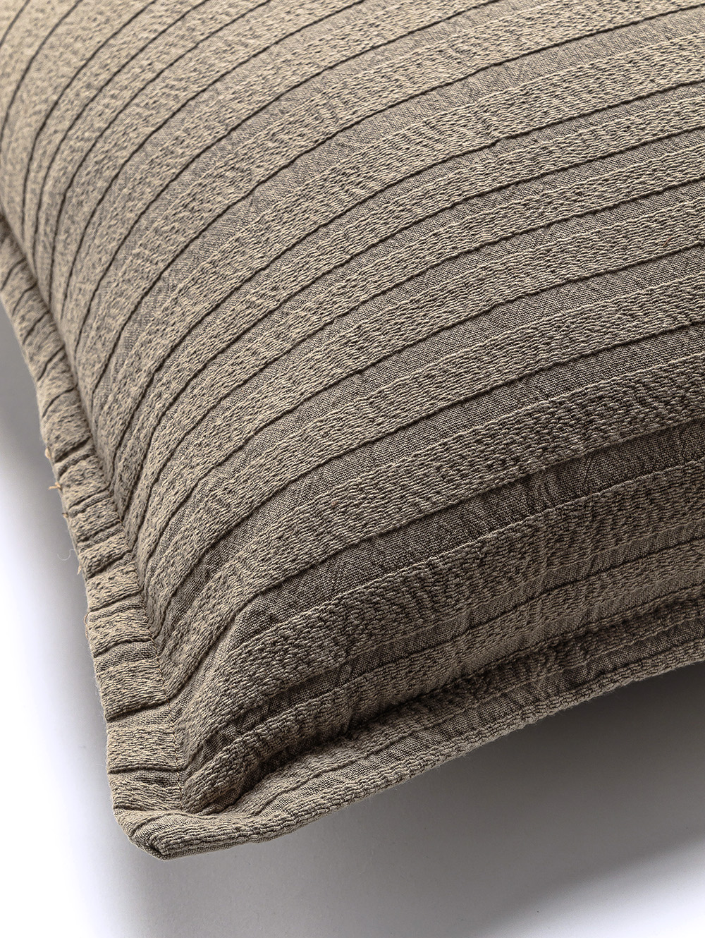 almohadon para sillon-ALMOHADON PARMA 50X70 VISON-FABRICA LANDMARK-5.jpg image number null