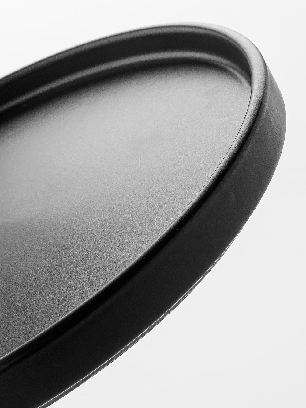 PLATO DE POSTRE STACKABLE NEGRO image number null