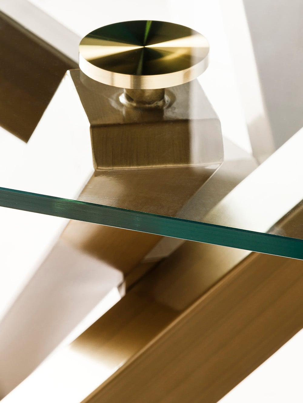 MESA DE COMEDOR SOURE image number null