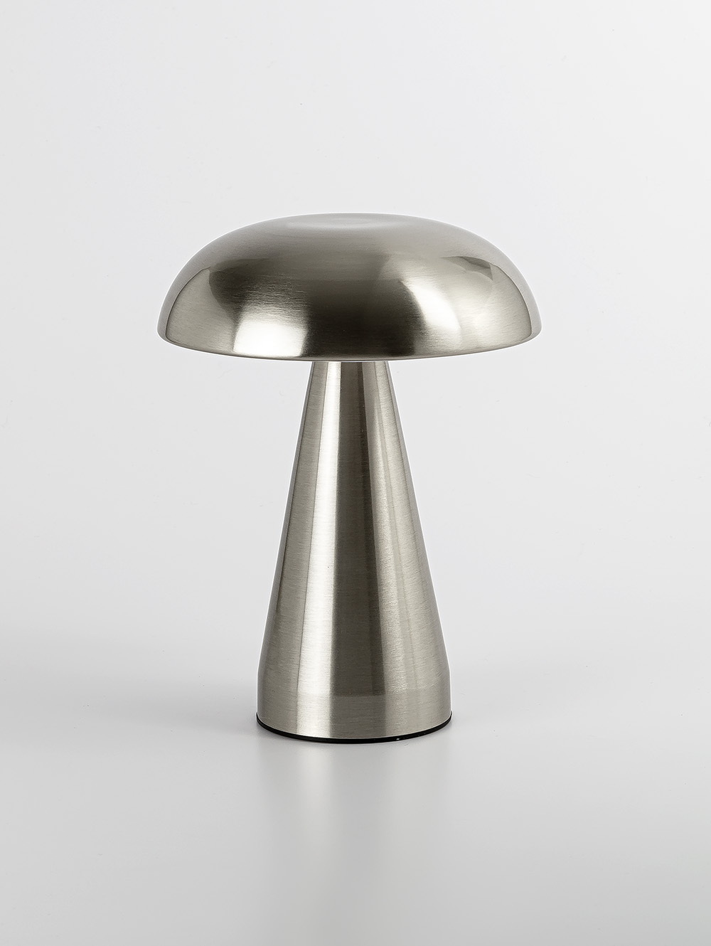 LAMPARA LED RECARGABLE MAYFAIR SILVER image number null