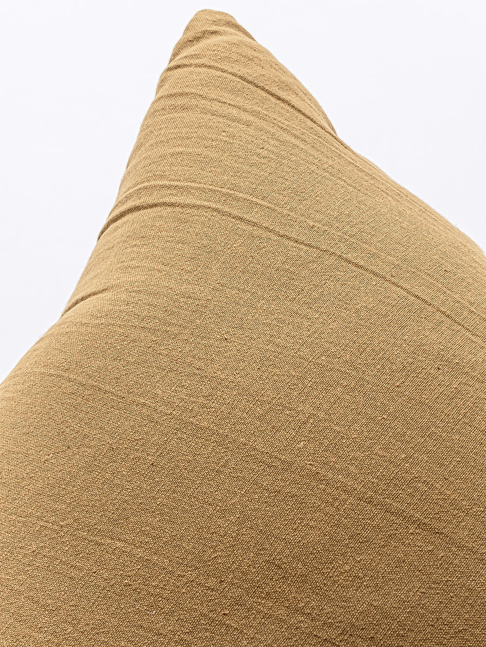 almohadon cuadrado-ALMOHADON BASIC TUSOR CANELA 45 X 45-FABRICA LANDMARK-5.jpg image number null