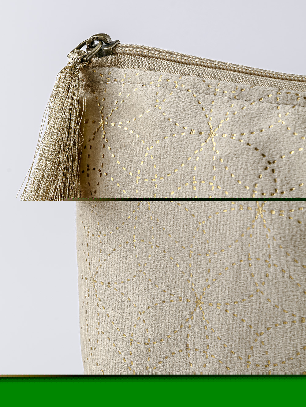 NECESER MABY image number null