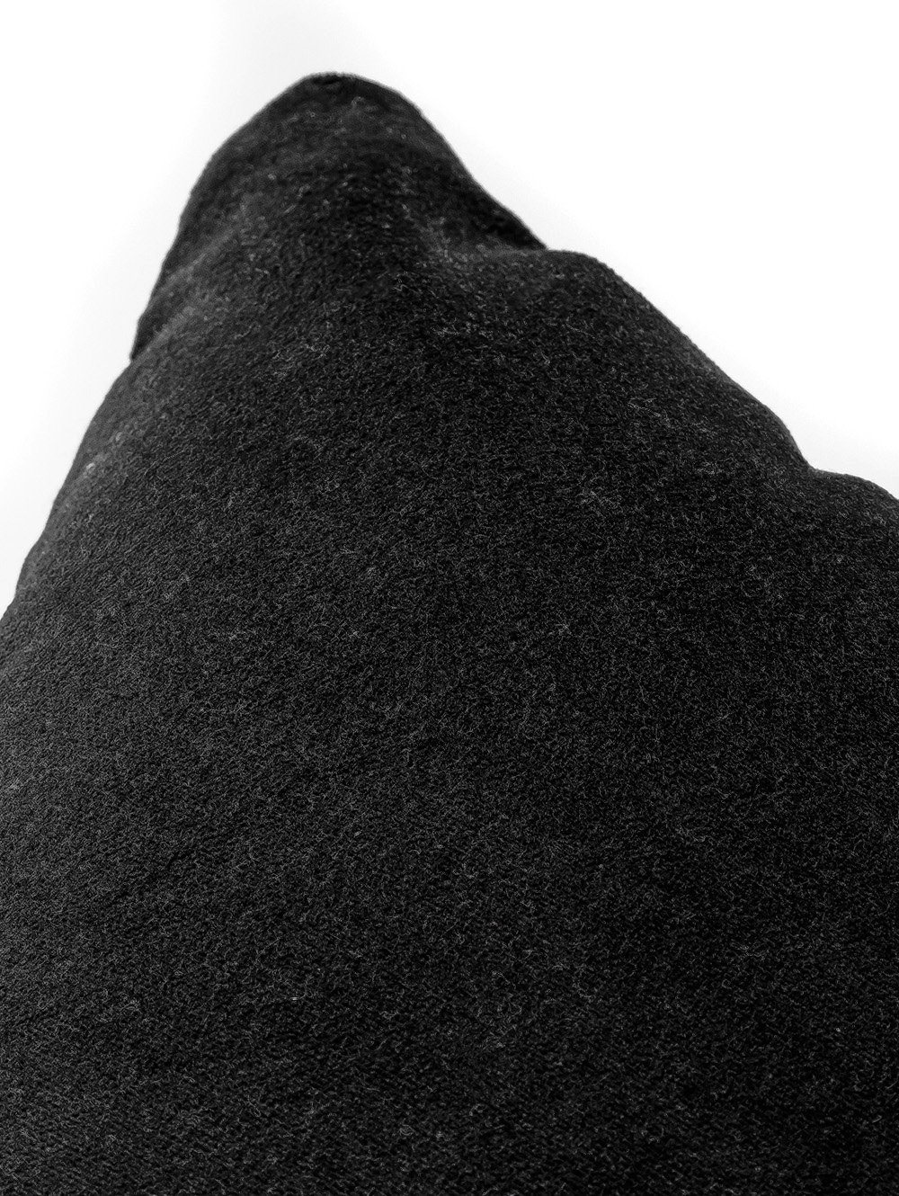 ALMOHADON VELVET BLACK 50 X 30 image number null