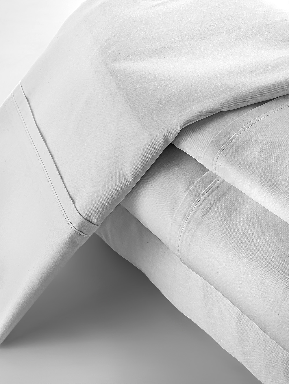 JUEGO DE SABANAS 300H SATEN CON VIVO 2 PZAS image number null