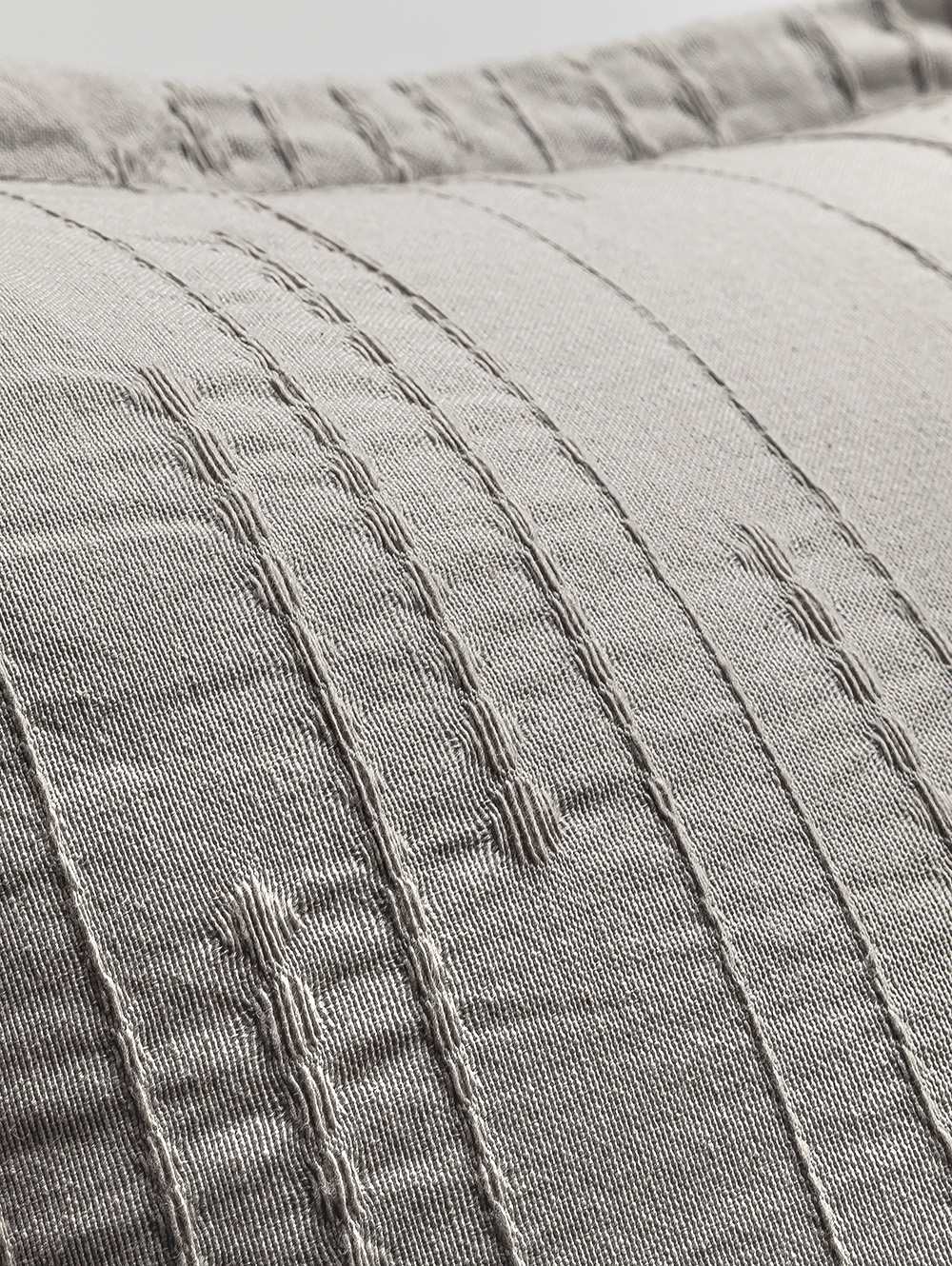 ALMOHADON SAMI 70 X 50 NIEBLA image number null