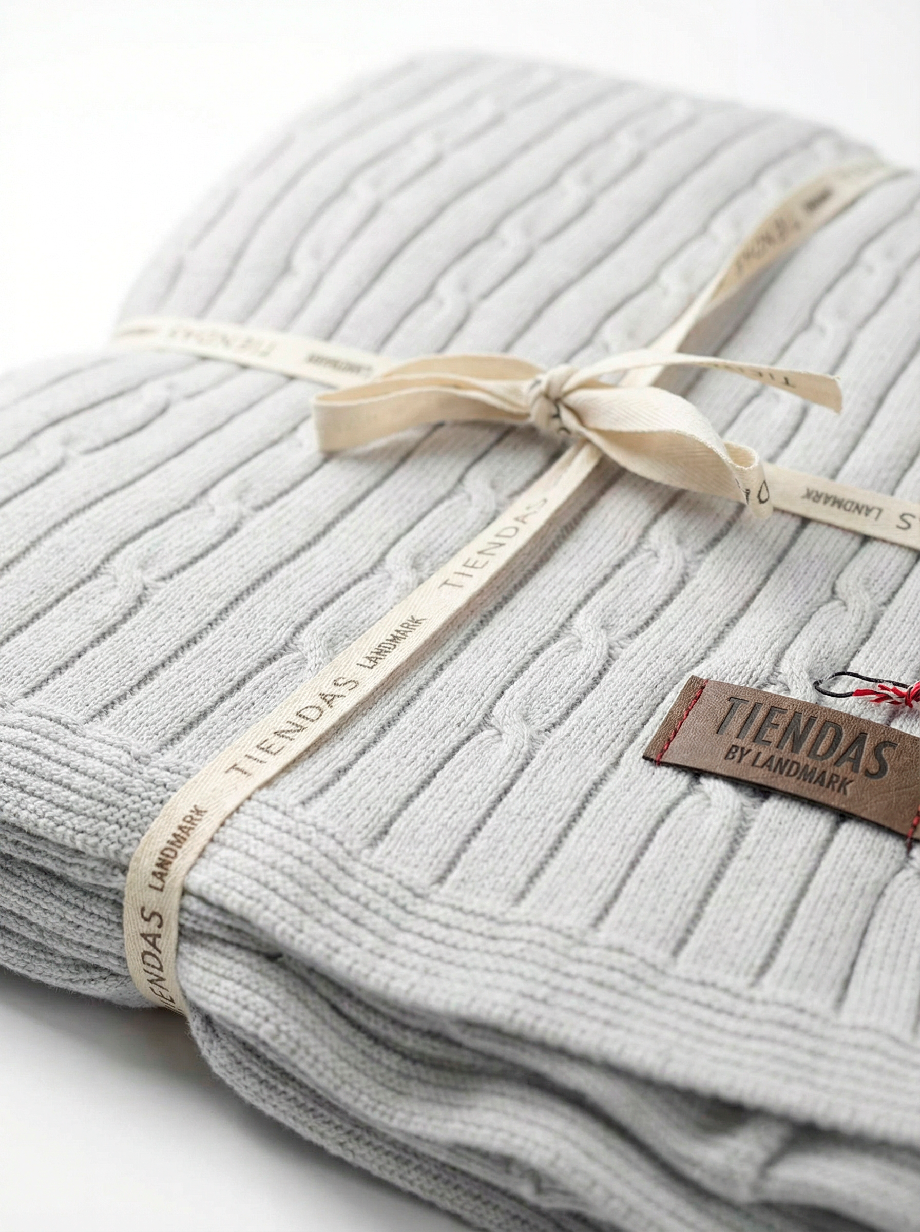 MANTA TEJIDA TRENZA image number null