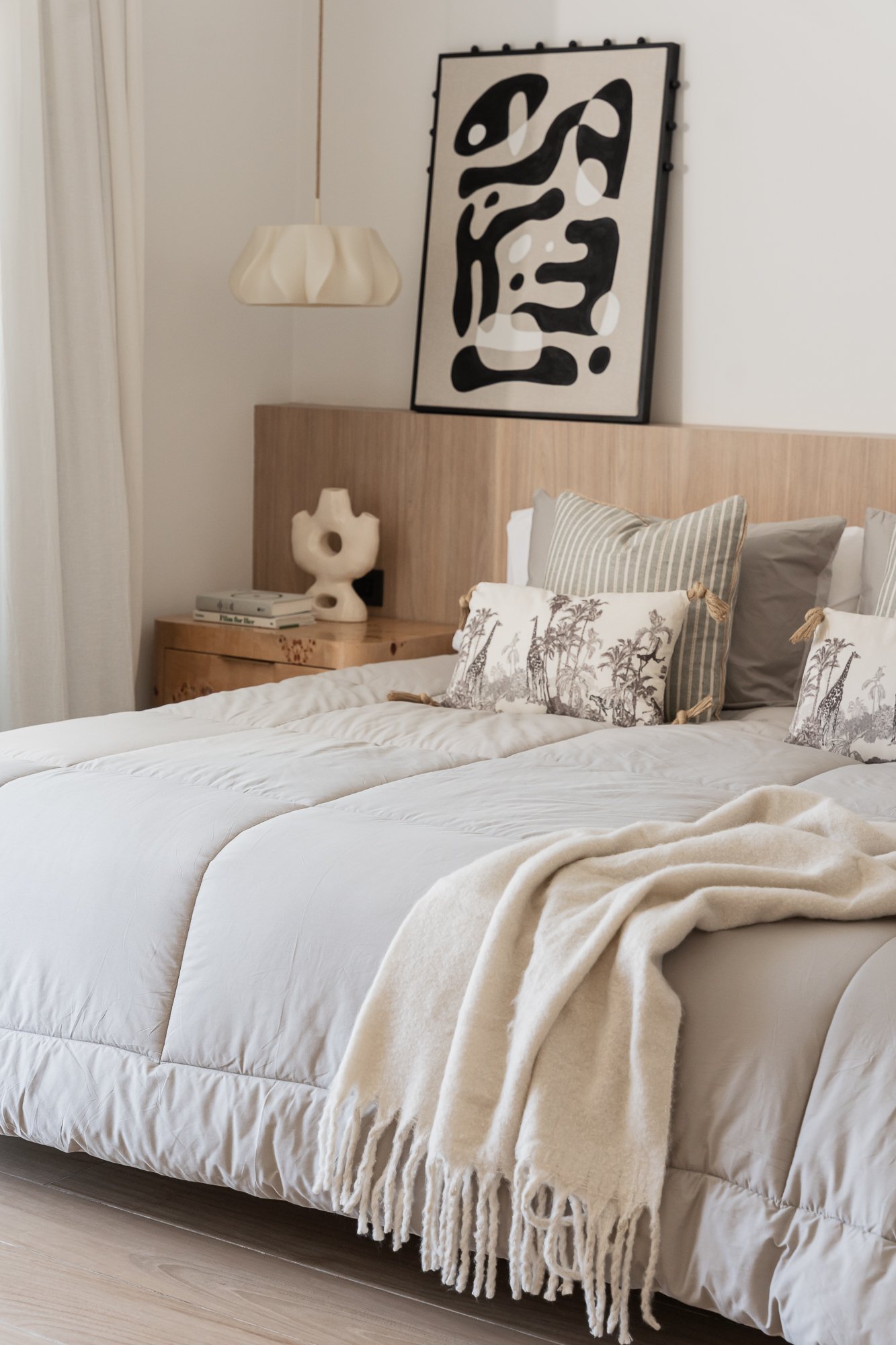 ACOLCHADO VENECIA KING BEIGE/GRIS image number null