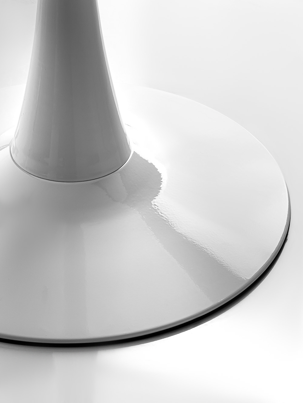 MESA DE COMEDOR ALESSIO image number null