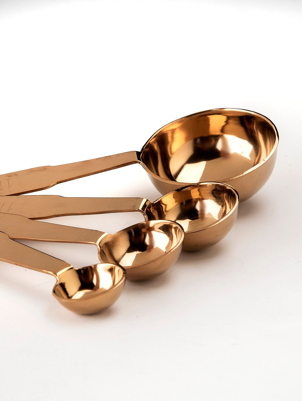 Set de cucharas medidoras doradas-VALKO-Landmark-02.jpg image number null