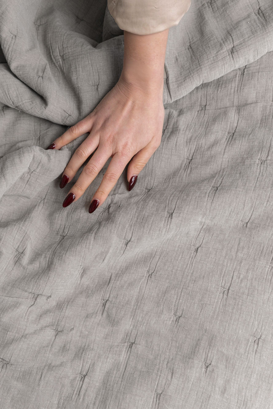 HNR0004-CUBRECAMA BERTHA C_FUNDAS QUEEN TAUPE 1.jpg image number null