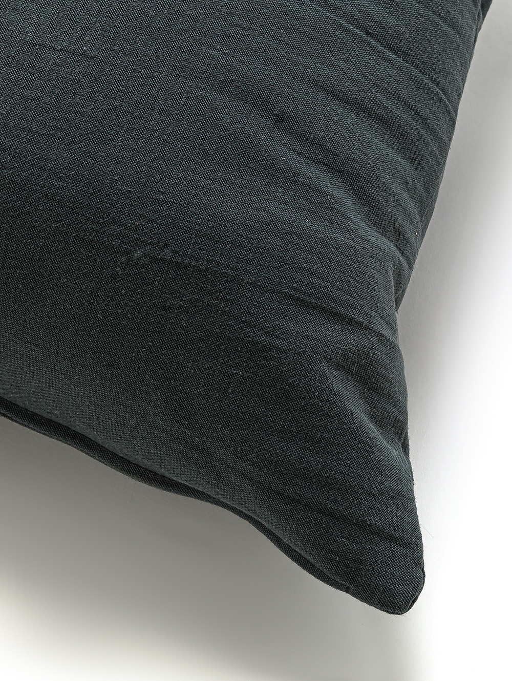 ALMOHADON BASIC TUSOR GRIS PETROLEO 45 X 45 image number null