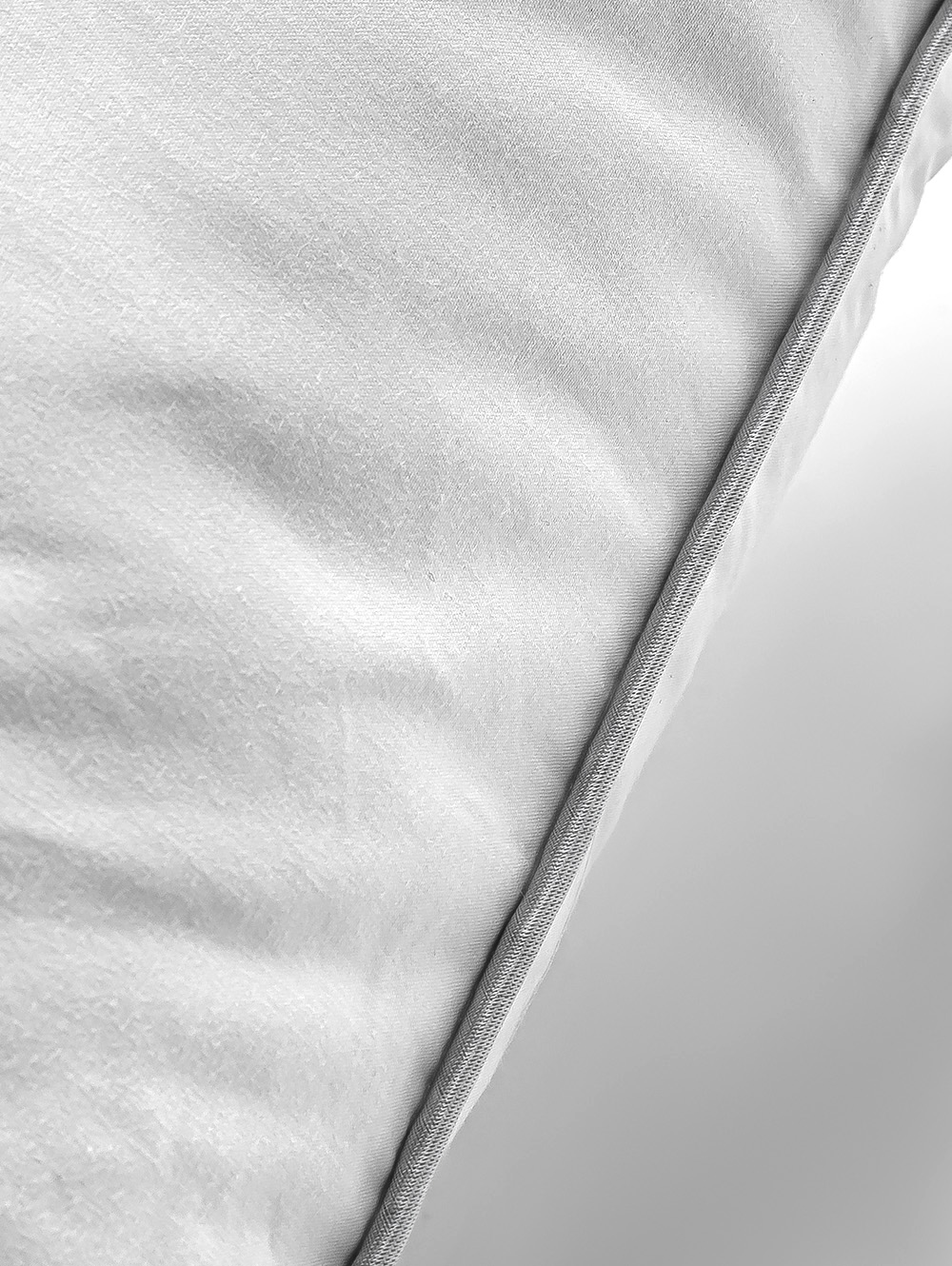 almohada-blanca-ALMOHADA-DUBLIN-WHITE-50-X-90-SUFA-3.jpg image number null
